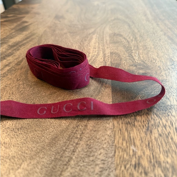 Gucci Burgundy Ribbon - Picture 4 of 4